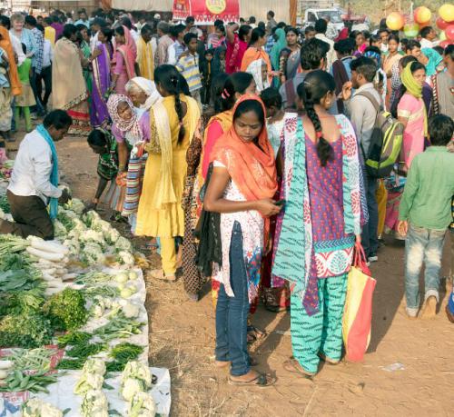 David Hicks - Busy vegtable market