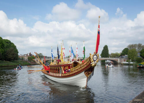 Tudor Pull, Gloriana Royal Barge